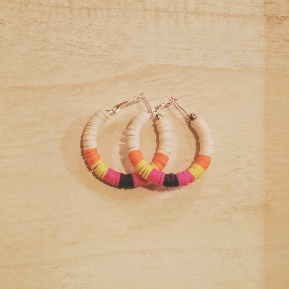 Earrings - Picture 3 of 5